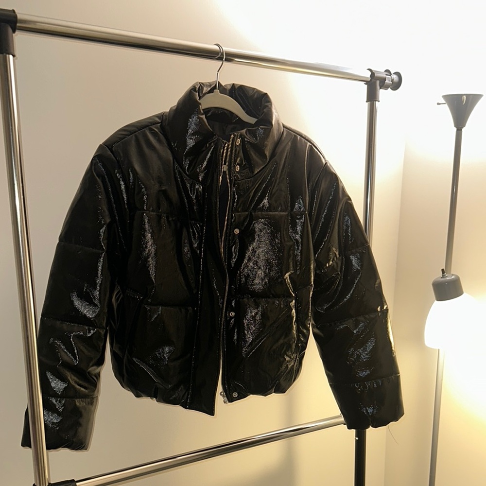Cropped Black Puffer Jacket